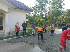 Jalan Tanah SMAN 3 Prabumulih Dicor Beton