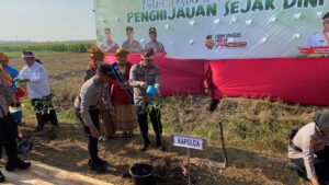 1000 Pohon Hijaukan Bumi Sedulang Setudung