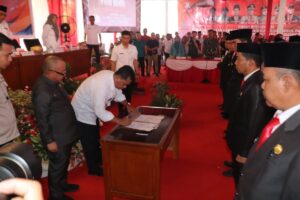 Diakhir Jabatan, Bupati Aksolani Tetap Upayakan Keinginan Masyarakat Diwujudkan Tahun 2024