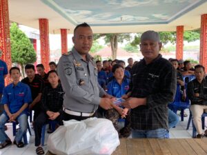 WBP Terima Bingkisan Keperluan Mandi