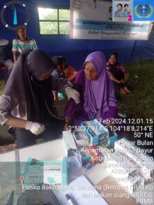 Bantuan Sosial Berobat dan Makan Siang Gratis di Kecamatan Rantau Bayur
