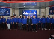 Bukan Anggota PWI, Pakai Seragam PWI, Ikuti Pelantikan PWI.