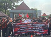 Pemuda Pancasila PALI Gruduk Kantor Gubernur Sumsel, Desak PT BSE Hentikan Angkutan Batu Bara di Jalan Umum